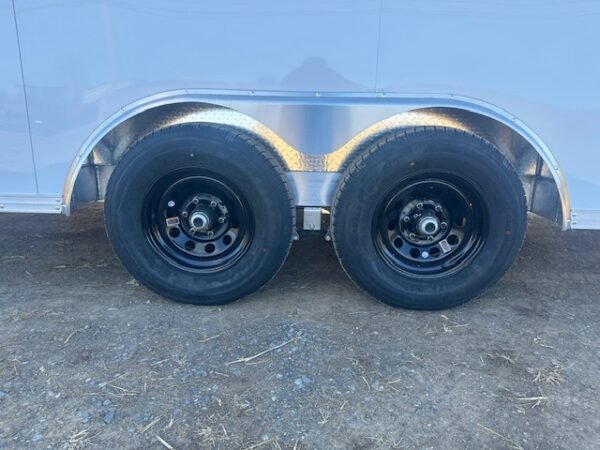 Cargo Pro 8.5 x 20 Aluminum V-Nose Enclosed Car Trailer – XLT - Image 8