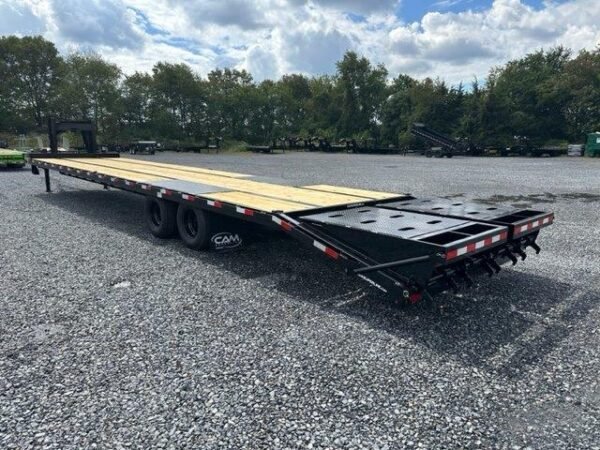 CAM Superline 8 x 40 Deckover Gooseneck Equipment Trailer - Image 5