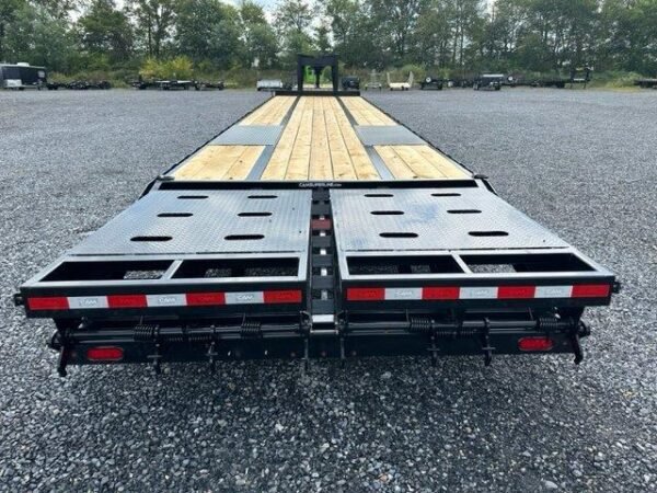 CAM Superline 8 x 40 Deckover Gooseneck Equipment Trailer - Image 3