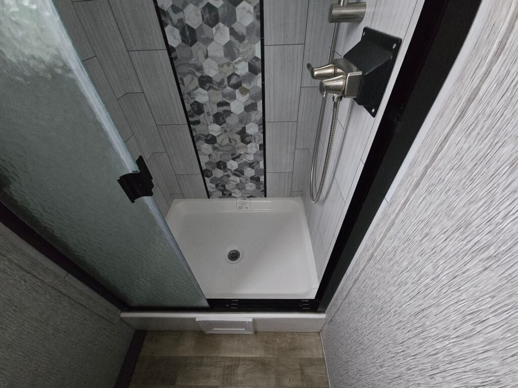 2024 Crossroads Hampton 378DBB - Image 11