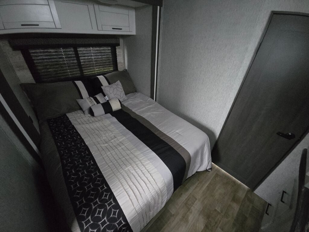 2024 Crossroads Hampton 378DBB - Image 9