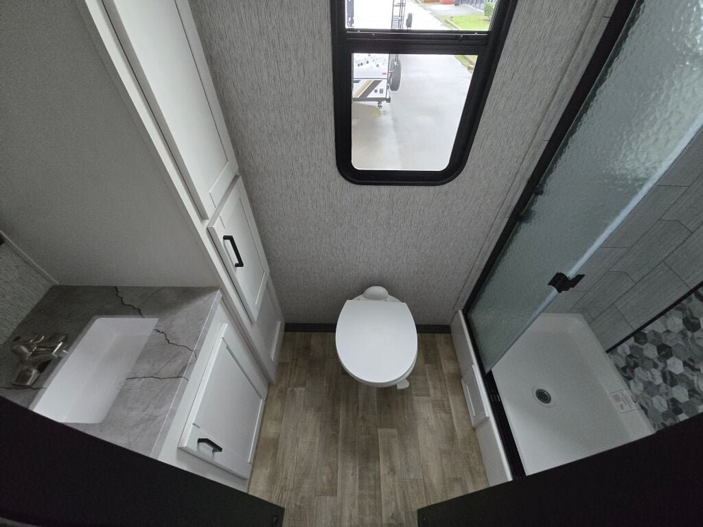 2024 Crossroads Hampton 378DBB - Image 10