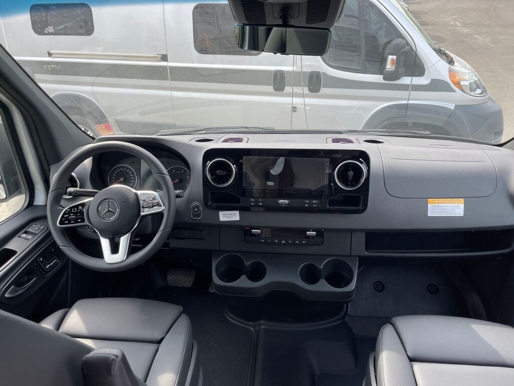 2024 Pleasure-Way Ascent TS - Image 5