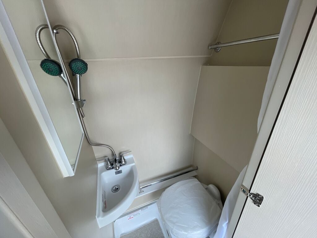 2024 Pleasure-Way Ascent TS - Image 8