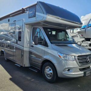 2025 Dynamax Isata 3 Series 24FW