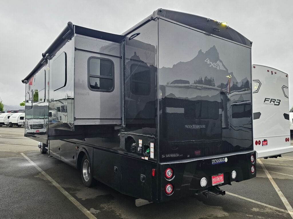 2025 Dynamax Isata 5 Series 30FW - Image 4