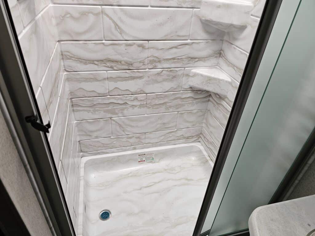 2025 Thor Motor Coach Omni AX29 - Image 20