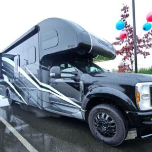 2025 Thor Motor Coach Omni XG32